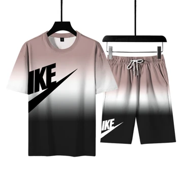 Лятна мъжки облекла за бягане, е дишаща спортен комплект от две части с быстросохнущей тениска и къси панталонки