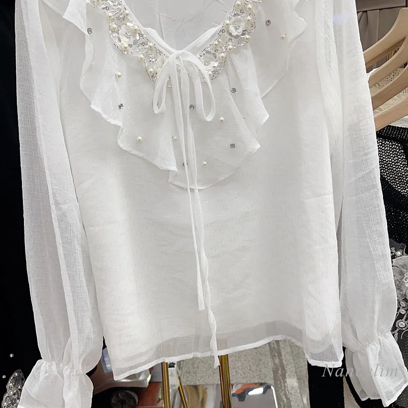 Корейски стил, началото на есента, Мъниста, Кристали, Шифоновая тениска с V-образно деколте Дамски универсална бяла блуза с дълъг расклешенным ръкав, топ2