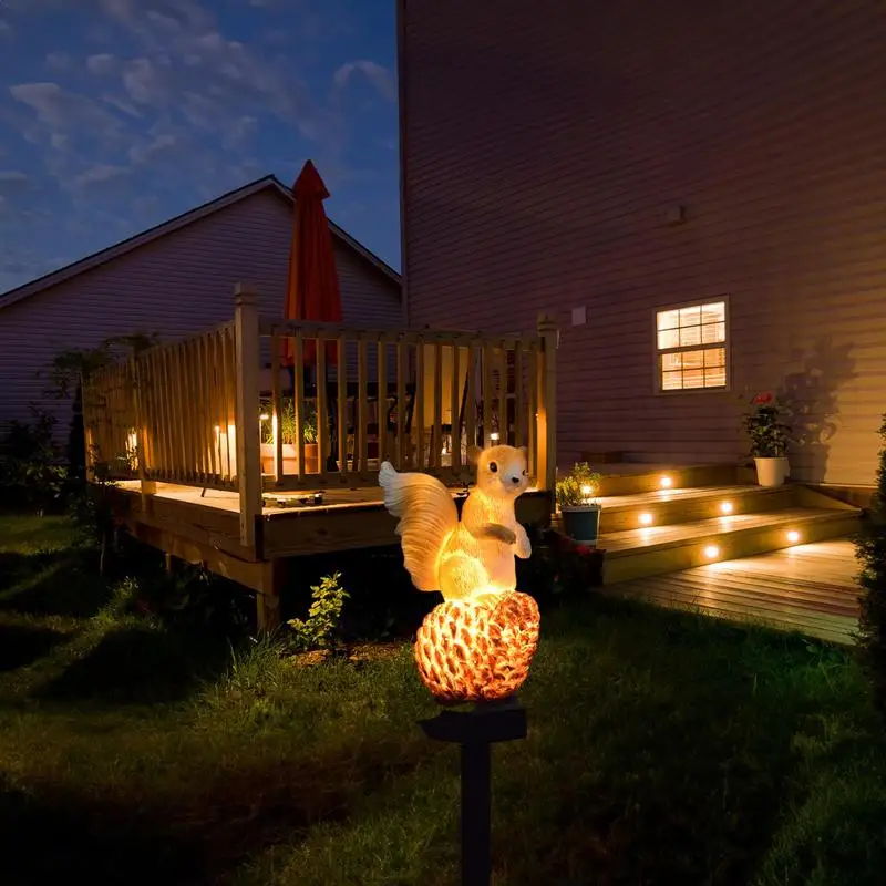 Външно Осветени Протеин Водоустойчив Беличья лампа Stake LED Outdoor Decor Градински лампа Катерица Декоративни осветителни тела за градина4